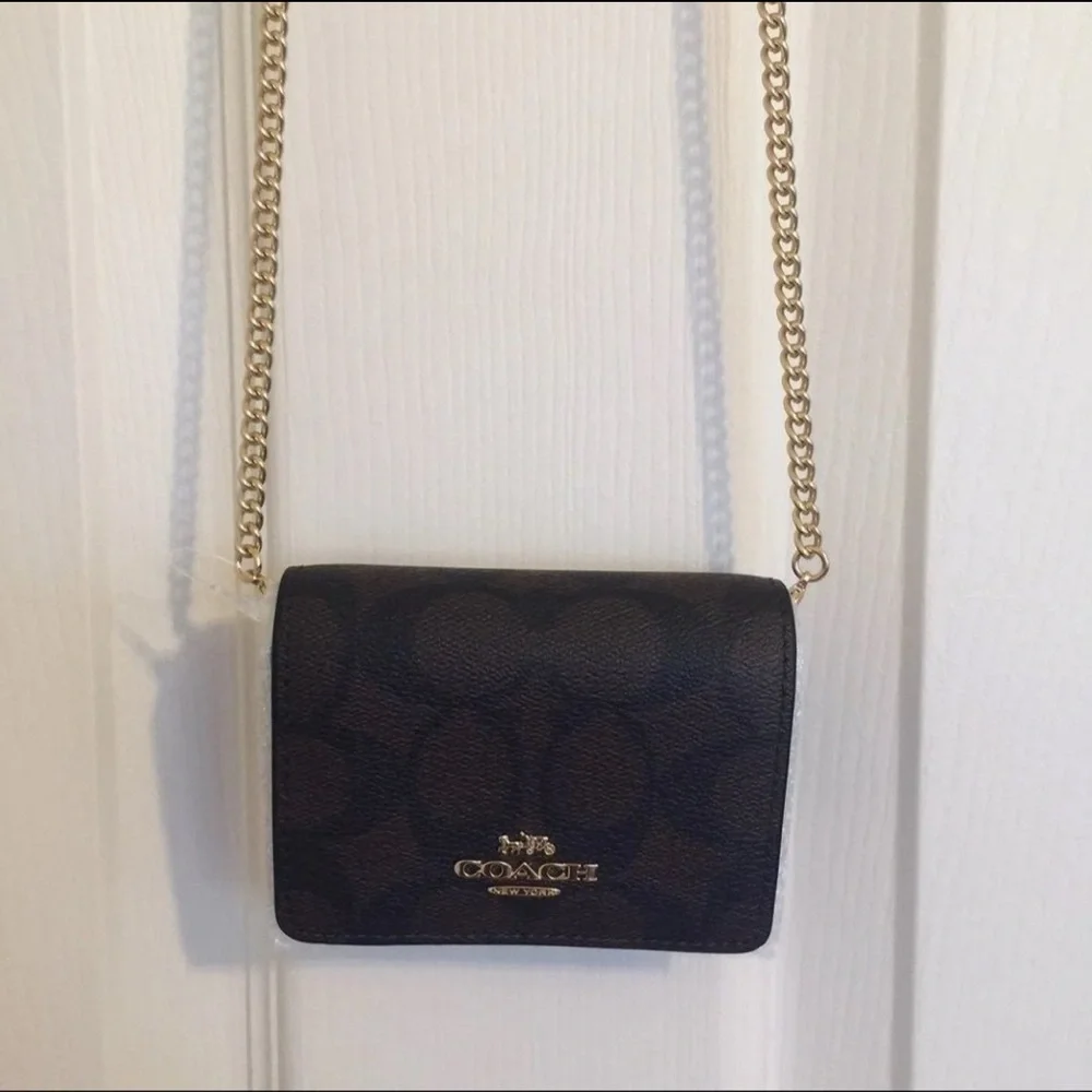 ❤️❤️❤️NEW Coach mini wallet on a chain+detachable chain strap ❤️❤️❤️ - Picture 10 of 11